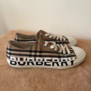 Mens Burberry Size 43